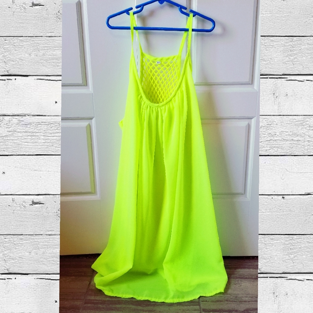 3/$25🌟🌟🌟 Neon yellow boutique top/dress/coverup